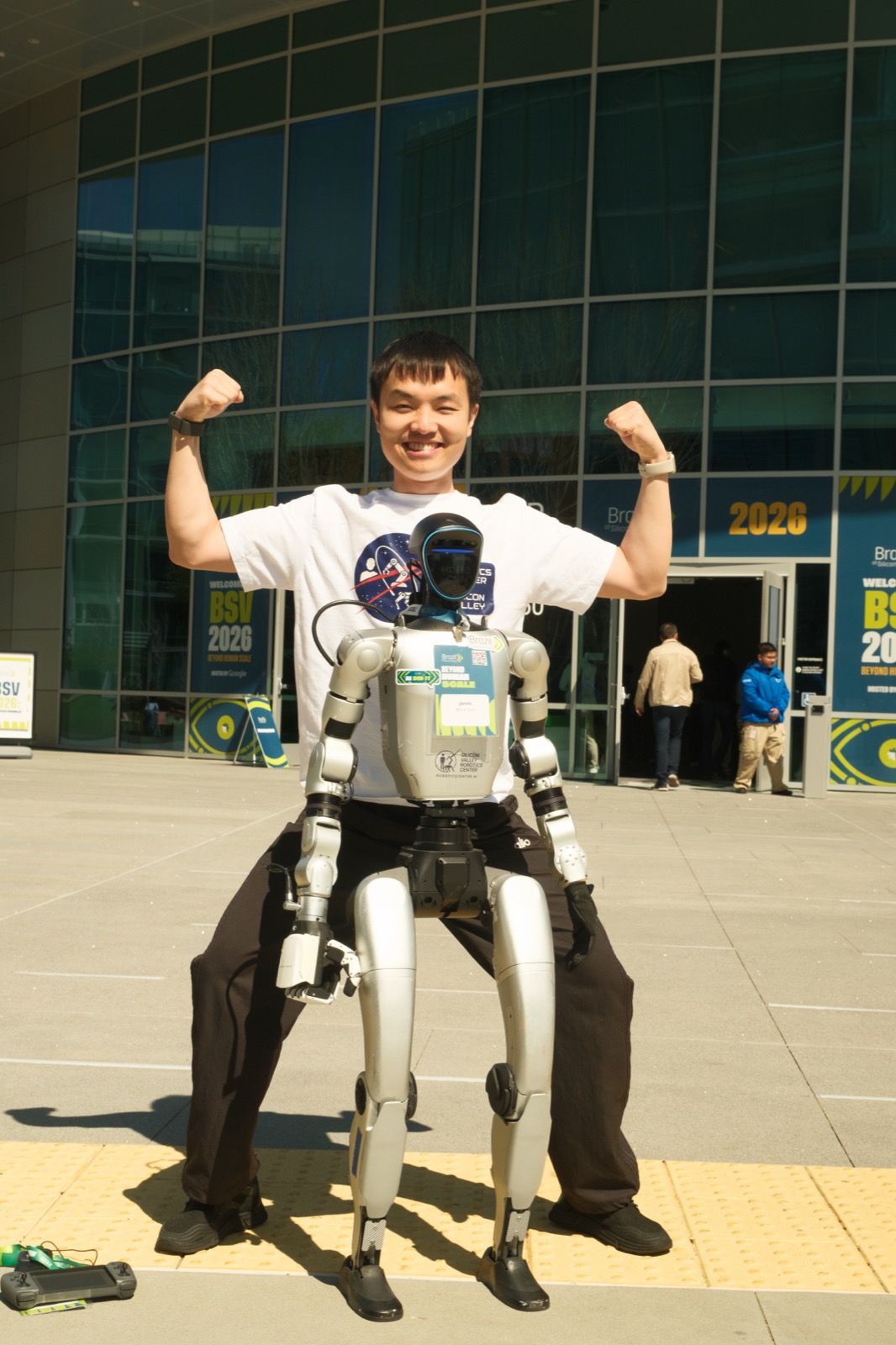 Jerry Huang, Founder & CEO, with Unitree G1 humanoid robot at BSV 2026