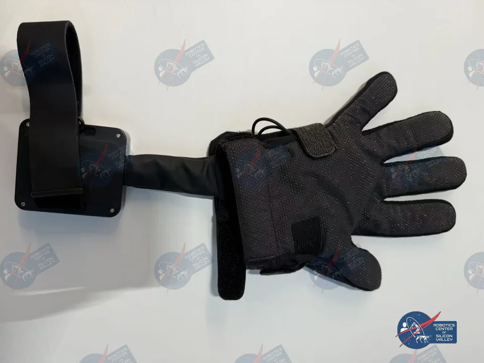 Wuji Glove with sensor pod and glove body