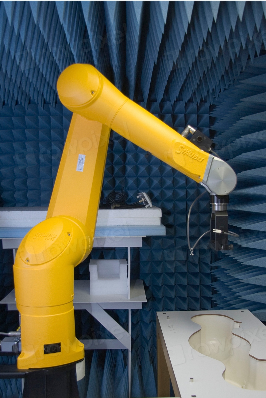 Robotic arm in a laboratory — robotics training context